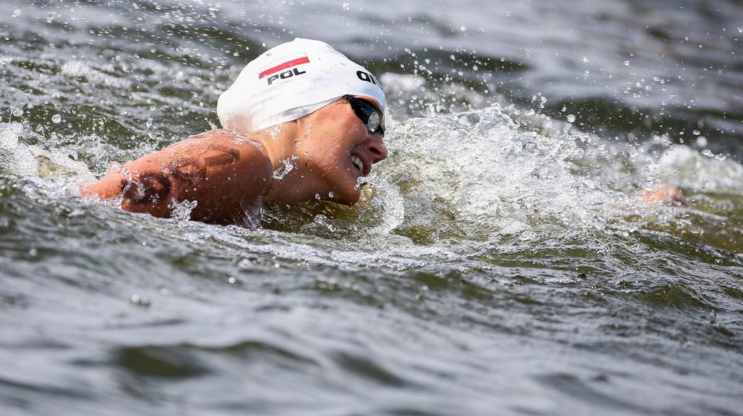  Molta paura oggi nella gara d&#39;esordio dei campionati Europei di nuoto a Berlino, la 10 km femminile, quando durante la gara la polacca Natalie Charlos  collassata in acqua.